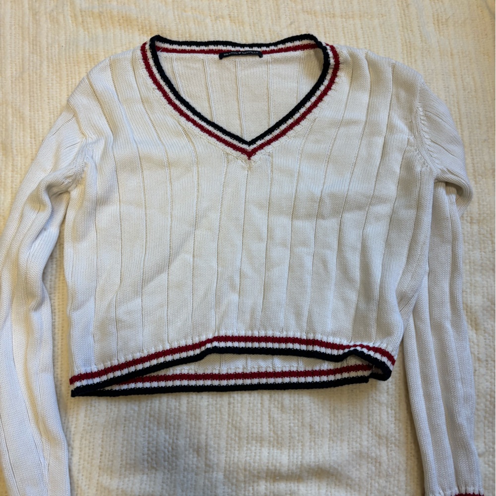 Brandy Melville White V-Neck Sweater with Red and Black Trim